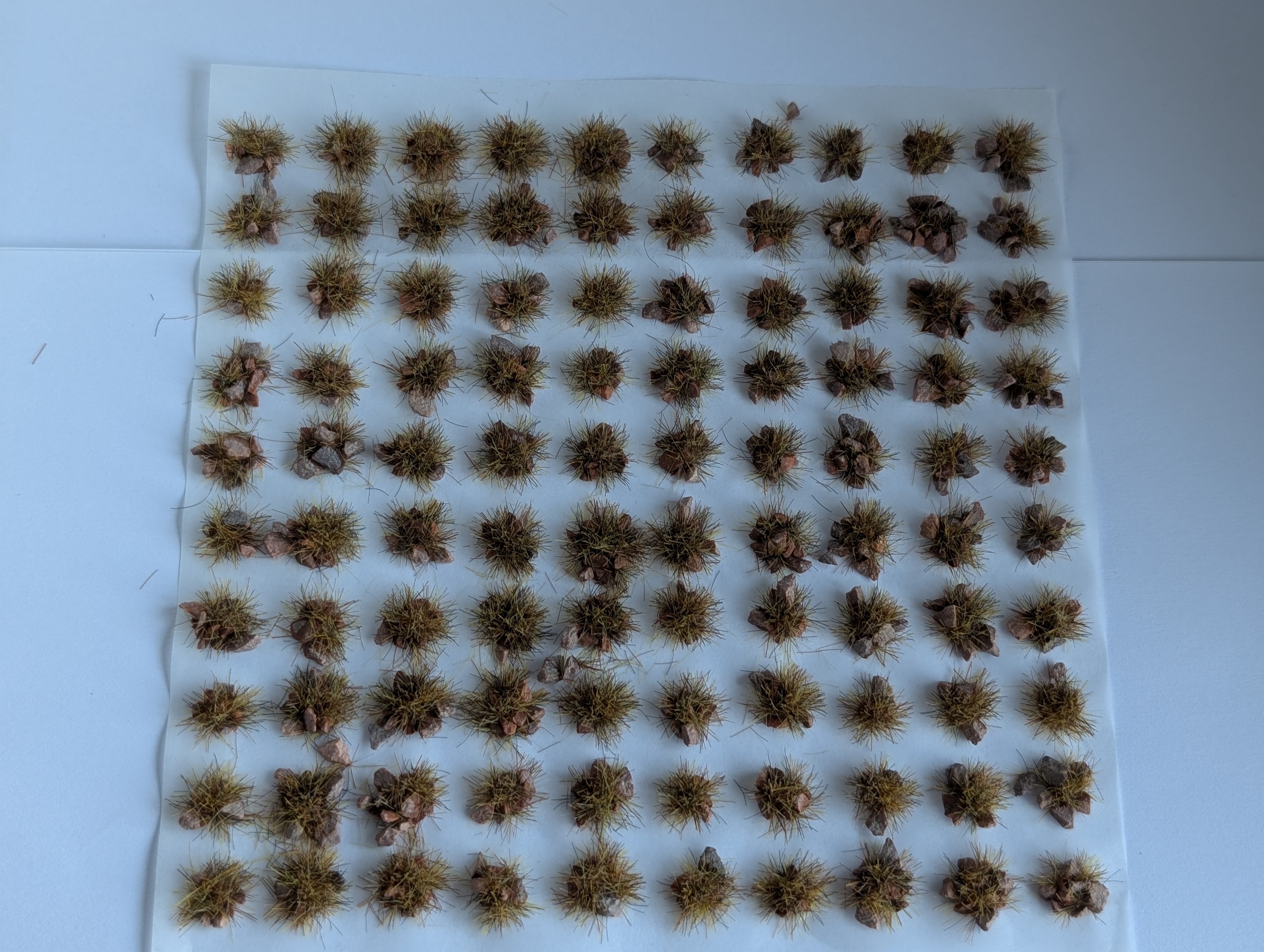 Rocky moorland self adhesive Tufts x100